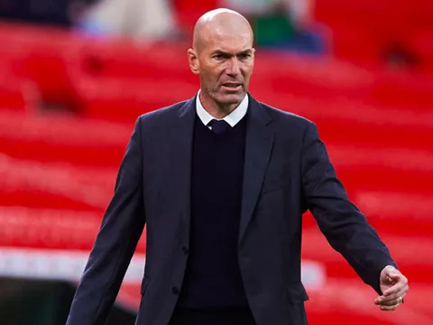 Zidane sẵn sàng thay Solskjaer ở M.U nhưng có một trở ngại