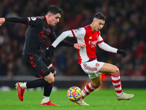 CĐV Arsenal phấn khích: 'Sanchez tái sinh. Bản HĐ tốt nhất từ thời Van Persie'