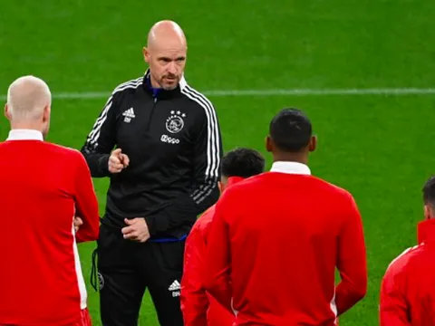 "Ten Hag thật may mắn khi có được một lứa cầu thủ trẻ tuyệt vời"