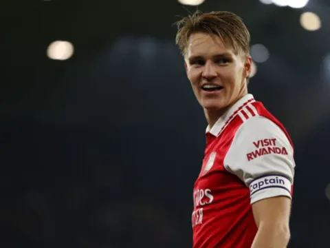 Mắc sai lầm cơ bản, Real ngậm ngùi nhìn ngọc quý tỏa sáng ở Arsenal