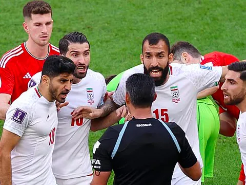 Huyền thoại tuyển Đức tuyên bố chấn động về Iran