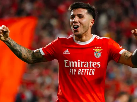 Romano cập nhật vụ Fernandez: Chelsea bế tắc, cơ hội cho M.U