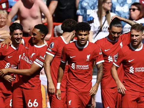 Liverpool tính kết hợp với Nike trong một phi vụ "khủng"