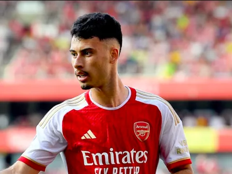'Cậu ấy đã làm rất tốt cho Arsenal, khiến đối thủ khiếp sợ'