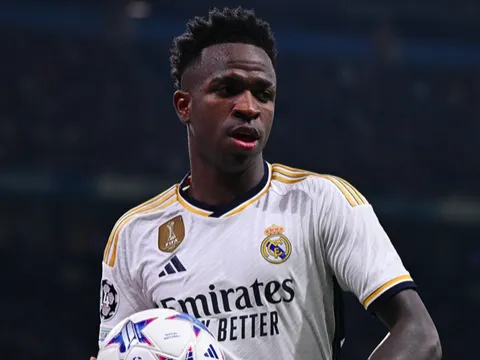 Vinicius coi như có câu trả lời cho Man Utd