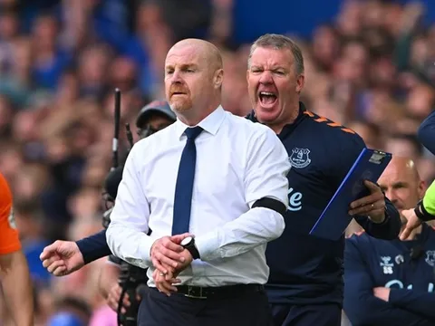 Everton nguy cơ bị phạt tiếp, Sean Dyche lên tiếng