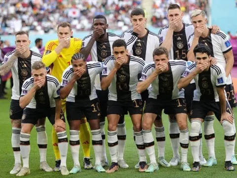 Granit Xhaka mỉa mai ĐT Đức