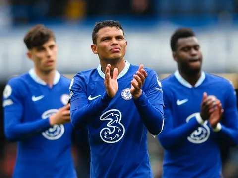 Premier League ngăn Chelsea ký hợp đồng tài trợ áo đấu