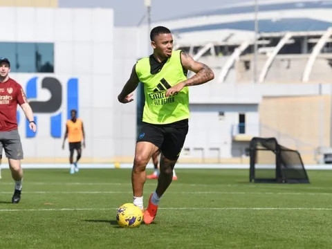 Cú hích Gabriel Jesus đến với Arsenal