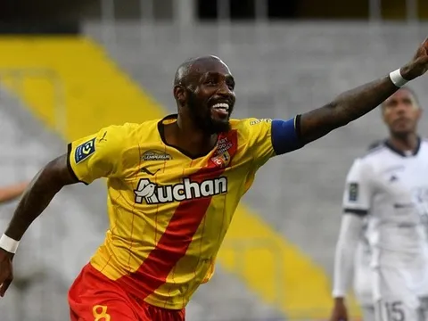 Romano báo giá Seko Fofana cho Arsenal, Liverpool