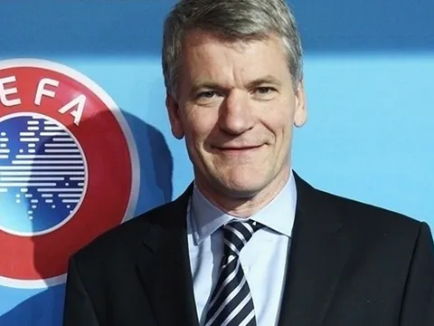 Sếp cũ Man United phản đối chủ tịch UEFA