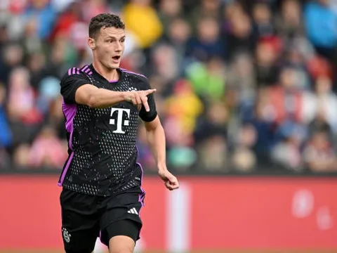 Sếp lớn Inter lên tiếng, Man United sắp vỡ mộng thương vụ Pavard