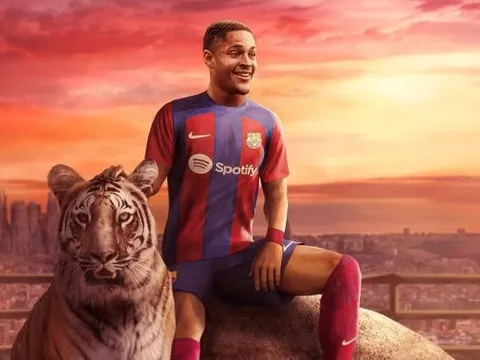 Sếp lớn lên tiếng, ấn định ngày Vitor Roque đến Barca