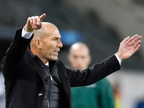 Sếp lớn Man United gặp mặt Zidane