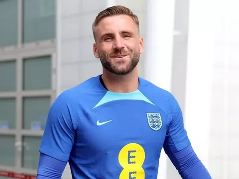 Dính chấn thương, Luke Shaw vẫn hưởng đặc quyền