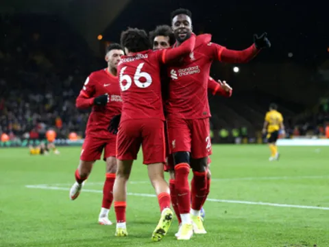 Siêu dự bị tỏa sáng, Liverpool đẩy Chelsea xuống vị trí thứ 2