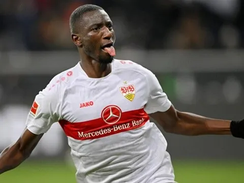 Siêu máy tính đề xuất 3 chữ ký giúp Arsenal đua vô địch Premier League