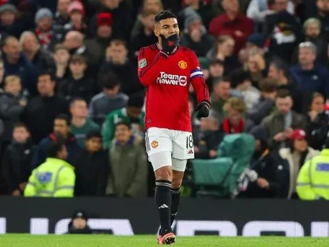 Sir Jim, Joao Neves và những lý do để Man United bán Casemiro
