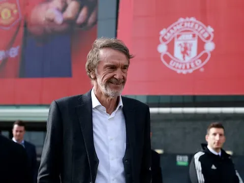 Sir Jim Ratcliffe muốn kiểm soát việc chuyển nhượng M.U ngay tức thì