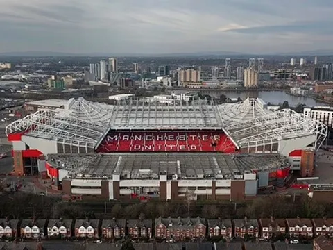 Sir Jim Ratcliffe thúc đẩy kế hoạch 2 tỷ bảng cho Old Trafford