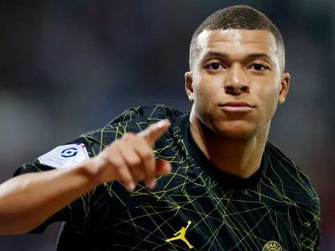 Dự đoán QBV 10 năm tới: 1 sao Man United lọt top 2; Ronaldo bị vượt mặt