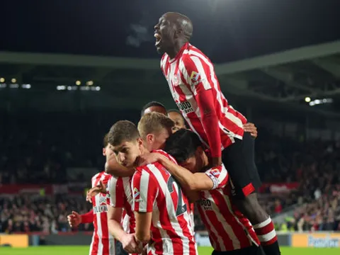 Vì sao trận M.U - Brentford không được chiếu trên TV?