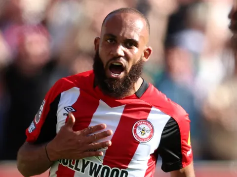 Liverpool muốn ký tiền đạo Brentford, không phải Ivan Toney