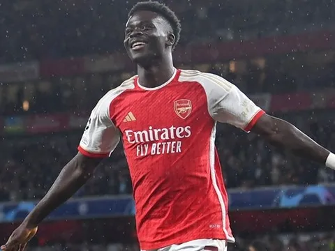 Bí quyết đằng sau sự bền bỉ của Bukayo Saka: Cơm mẹ nấu và không ngày nghỉ