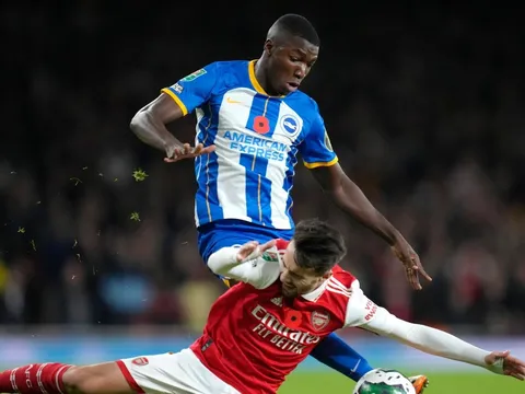 Thay Kante + Kovacic, Chelsea dẫn đầu ký máy quét đẳng cấp