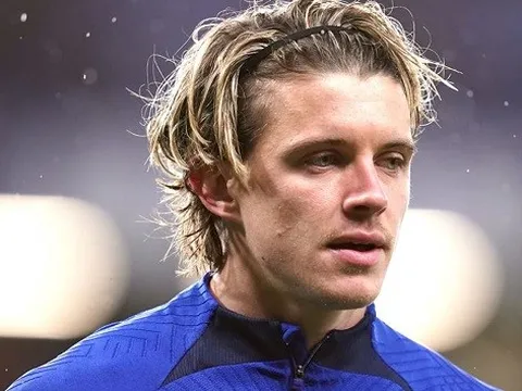 Chelsea chốt giá thanh lý Gallagher ngay tháng Một