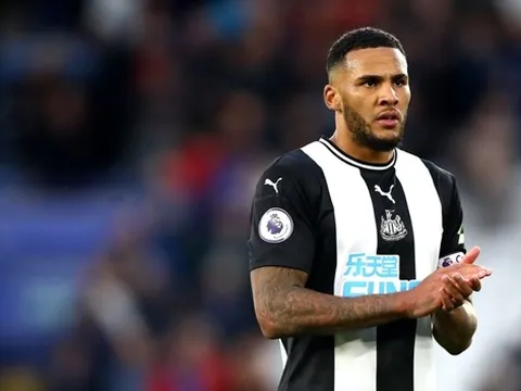 Newcastle United gia hạn hợp đồng với "công thần"
