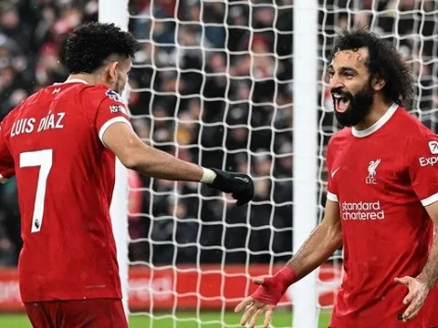 Diaz khiến Barca khấp khởi vui mừng