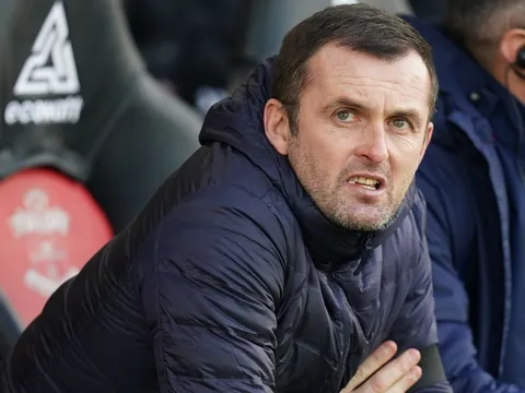 CHÍNH THỨC! CLB Premier League lần thứ 2 sa thải HLV chỉ sau 3 tháng