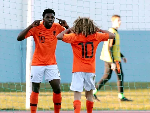 Sao trẻ cảm ơn mẹ vì để mình đến Manchester United