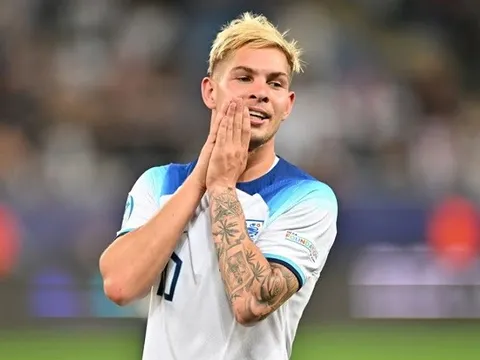 Jamie Carragher ngưỡng mộ số 10 của Arsenal từ 2 năm trước