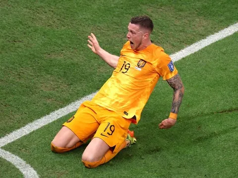 Số áo nào cho Weghorst ở Man United?