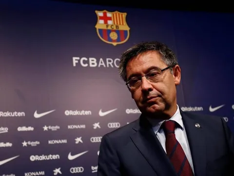 Số tiền các đời chủ tịch Barca trả cho trọng tài