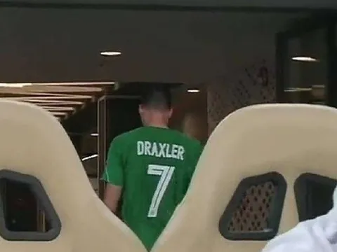 SỐC! Julian Draxler tự ý bỏ dở trận đấu ở giải Qatar