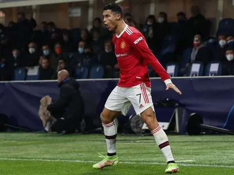 Sociedad chế nhạo Ronaldo