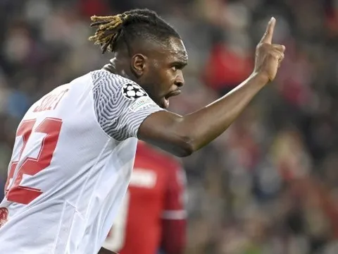 Napoli chiêu mộ hậu vệ của RB Salzburg