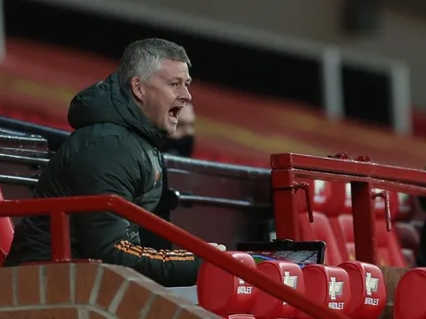 Solskjaer cao tay, nhưng Bielsa và Leeds cũng đã 'tự sát' tại OTF