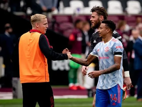 Solskjaer có thể áp dụng kế hoạch với Lingard lên Van de Beek