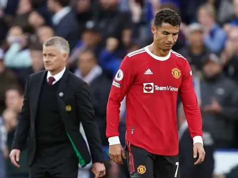 Solskjaer: Đưa Ronaldo trở lại là sai lầm