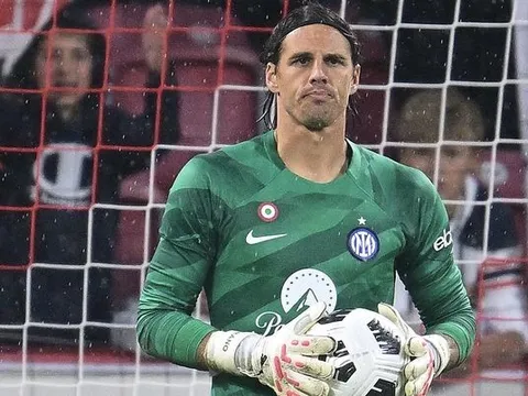 Trụ cột Inter dính 'virus FIFA'