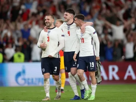 Southgate loại Luke Shaw, Mason Mount khỏi đội hình tuyển Anh