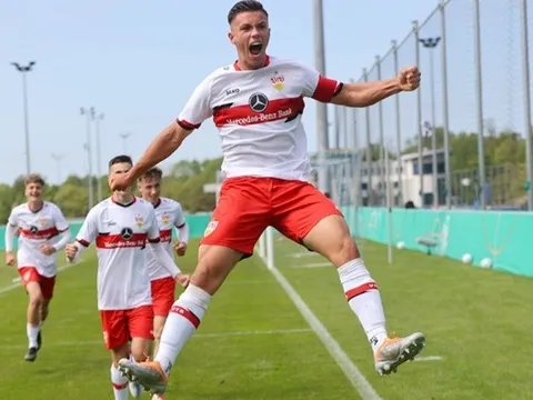 Arsenal tăm tia thần đồng AC Milan