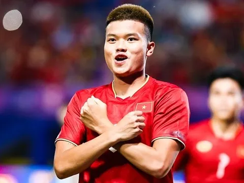 Văn Tùng ghi bàn nhiều nhất SEA Games 32