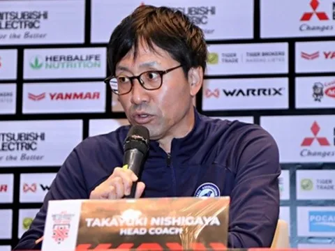 HLV Singapore: 'Tôi thay đổi cách chơi so với trận thua Việt Nam 0-4'