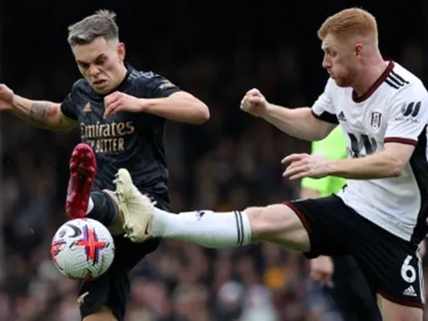 3 lần dọn cỗ, tân binh Arsenal phá vỡ im lặng