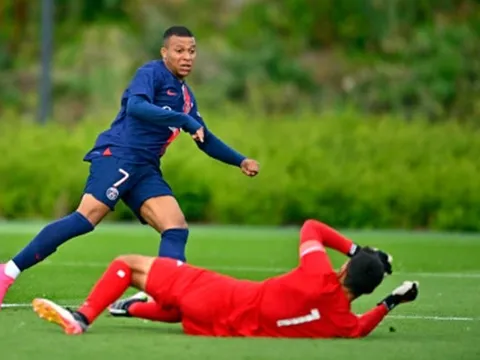 Dàn tân binh ra mắt, Mbappe định đoạt trận đấu cho PSG